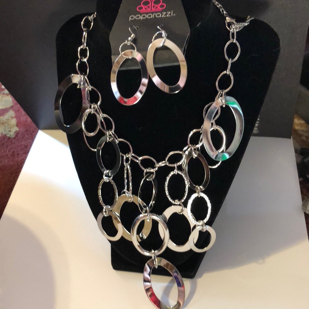 statement piece, silver necklace